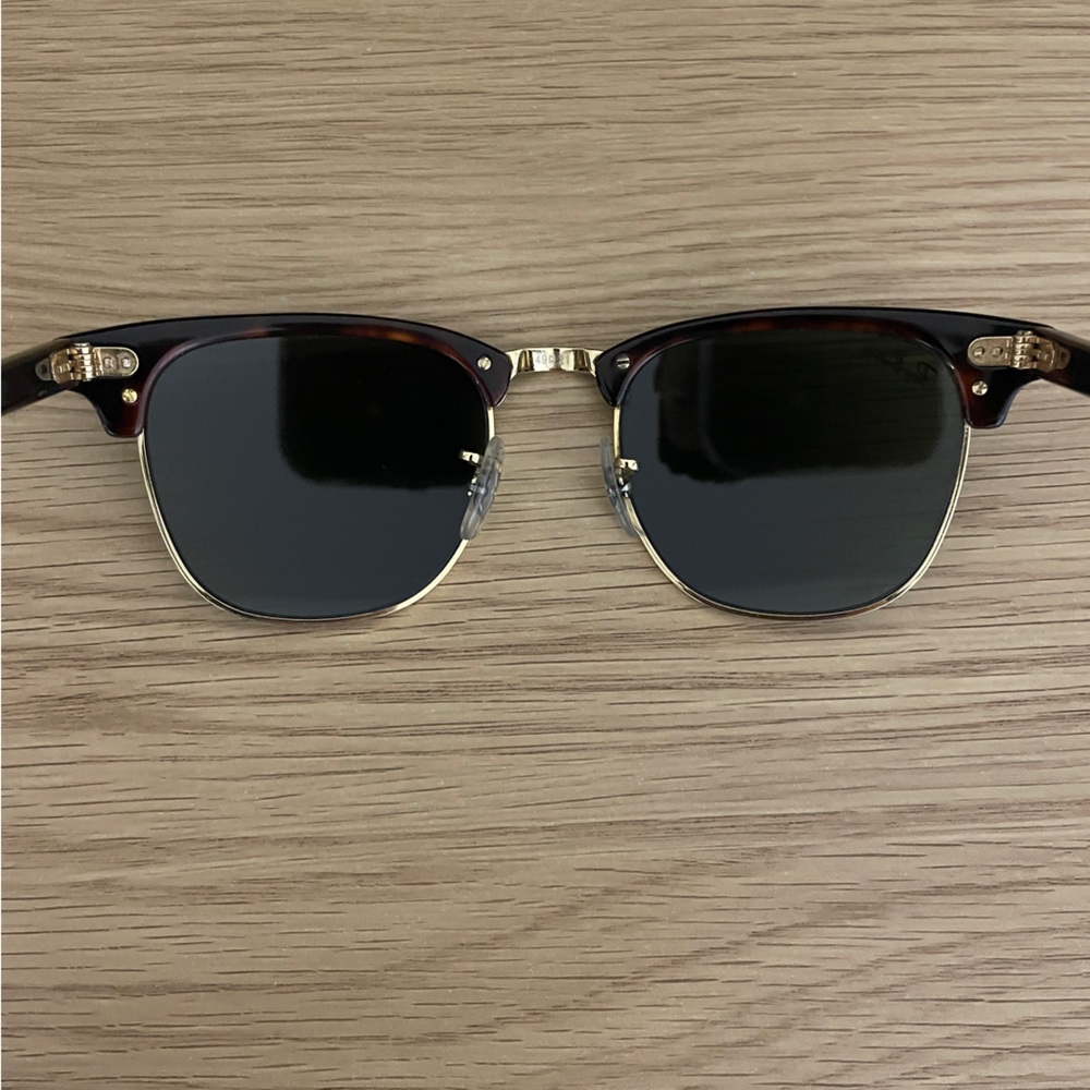 Ray-Ban Clubmaster Sunglasses (RB-3016) - Picture 6 of 10